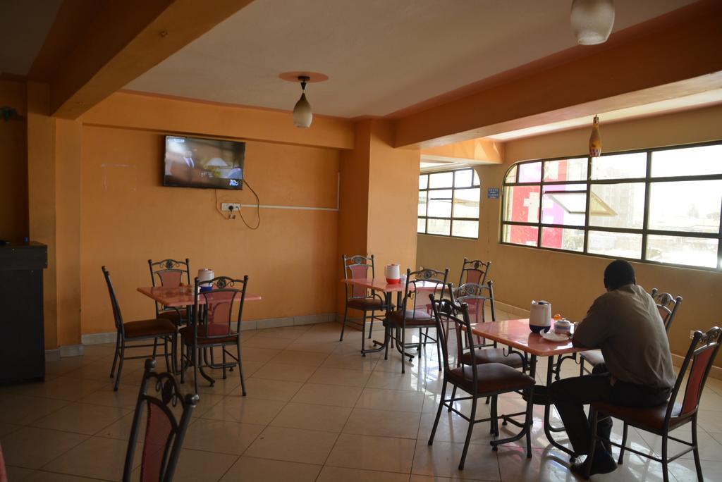Starehe Link Hotel Nairobi Esterno foto