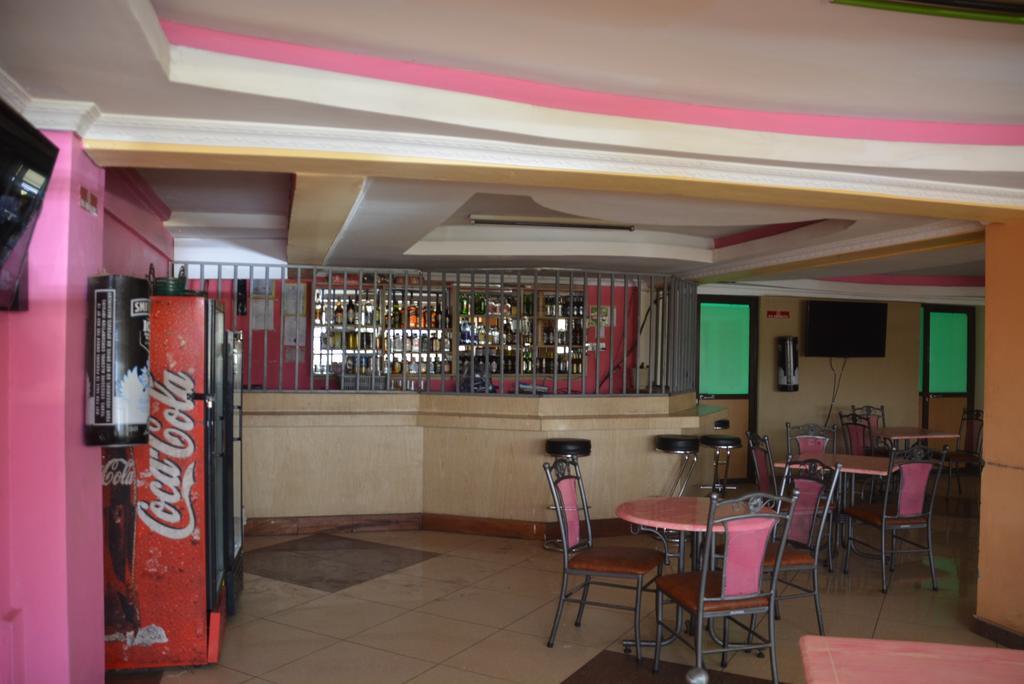 Starehe Link Hotel Nairobi Esterno foto